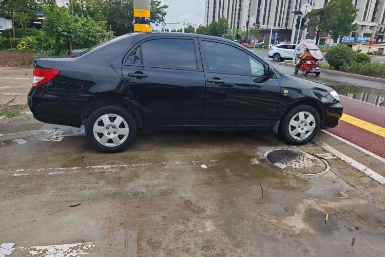 Used BYD F3 2012 Energy-Saving Model 1.5L Manual Comfort Version Exterior 5