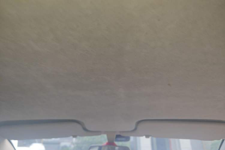 Used BYD F3 2012 Energy-Saving Model 1.5L Manual Comfort Version Headliner