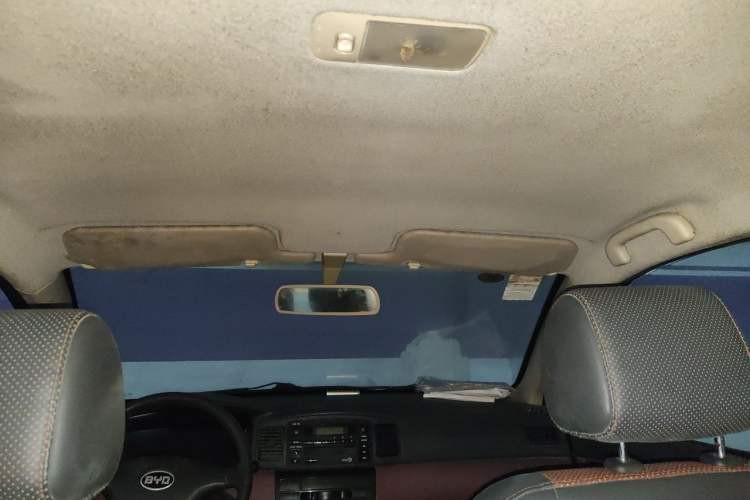 Used BYD F3 2012 Energy-Saving Model 1.5L Manual Comfort Version Headliner