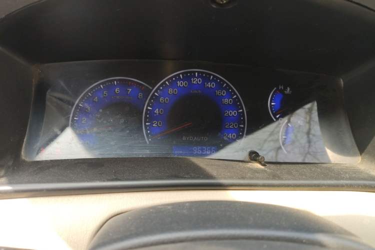 Used BYD F3 2012 Energy-Saving Edition 1.5L Manual Standard Model Instrument Cluster