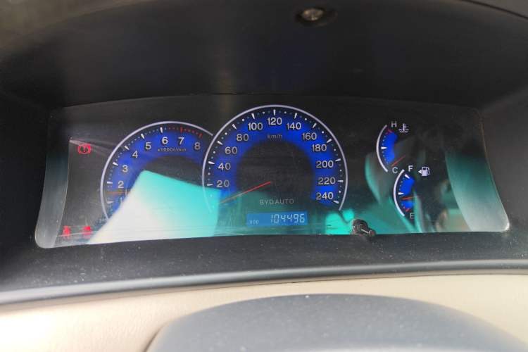 Used BYD F3 2012 Energy-Saving Edition 1.5L Manual Luxury Model Instrument Cluster