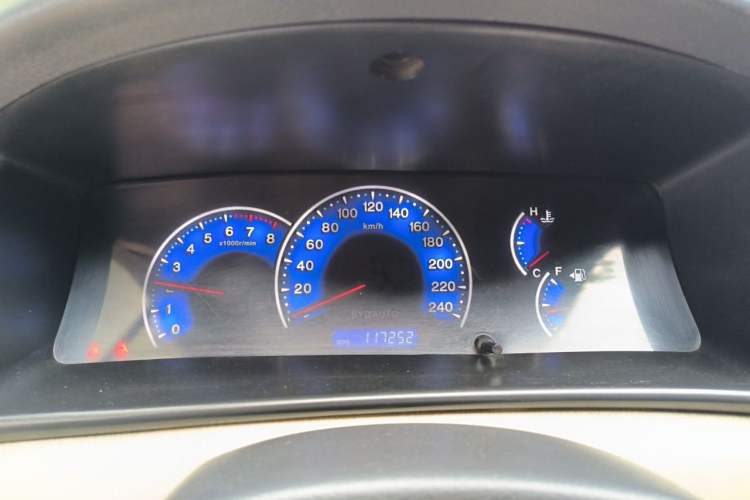 Used BYD F3 2012 Energy-Saving Model 1.5L Manual Comfort Version Instrument Cluster