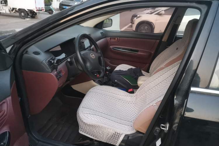 Used BYD F3 2012 Energy-Saving Model 1.5L Manual Comfort Version Left Front Seat
