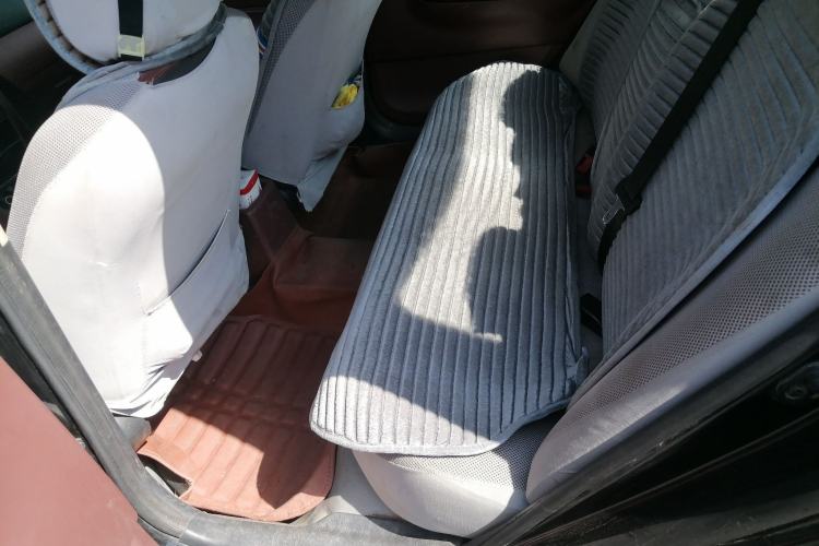 Used BYD F3 2012 Energy-Saving Model 1.5L Manual Comfort Version Left Rear Seat