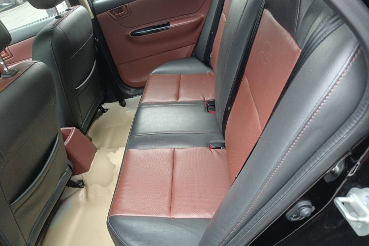 Used BYD F3 2012 Energy-Saving Model 1.5L Manual Comfort Version Left Rear Seat