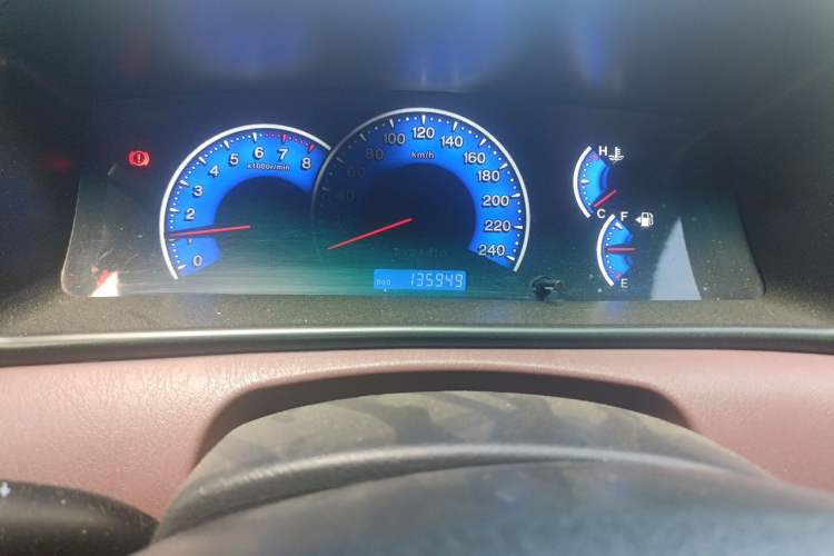 Used BYD F3 2012 Energy-Saving Model 1.5L Manual Comfort Version Odometer Close Up