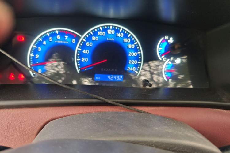 Used BYD F3 2012 Energy-Saving Model 1.5L Manual Comfort Version Odometer Close Up