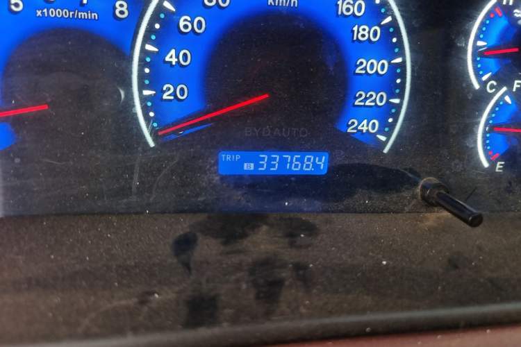 Used BYD F3 2012 Energy-Saving Model 1.5L Manual Comfort Version Odometer Close Up