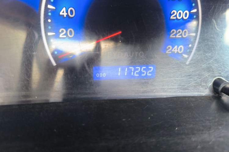 Used BYD F3 2012 Energy-Saving Model 1.5L Manual Comfort Version Odometer Close Up