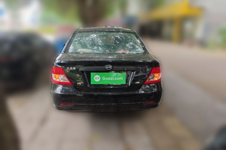 Used BYD F3 2012 Energy-Saving Model 1.5L Manual Comfort Version Rear