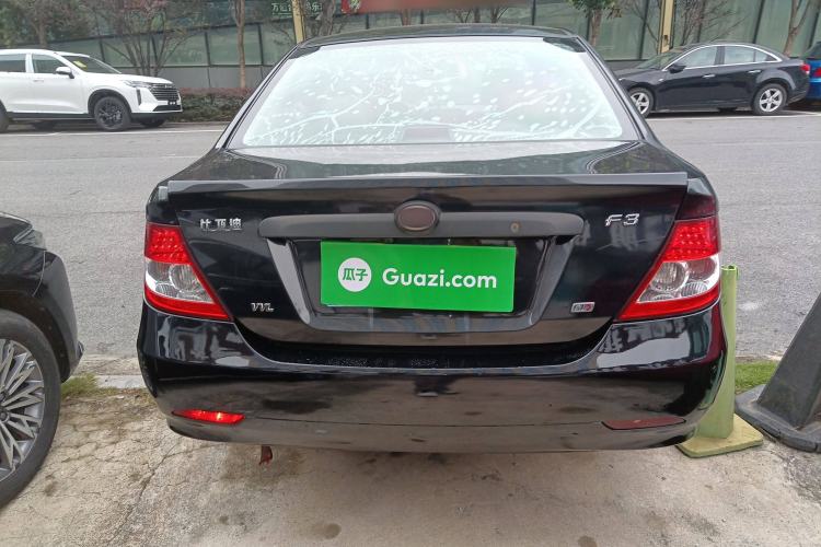 Used BYD F3 2012 Energy-Saving Model 1.5L Manual Comfort Version Rear