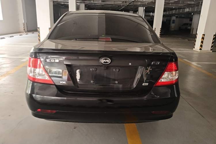 Used BYD F3 2012 Energy-Saving Model 1.5L Manual Comfort Version Rear