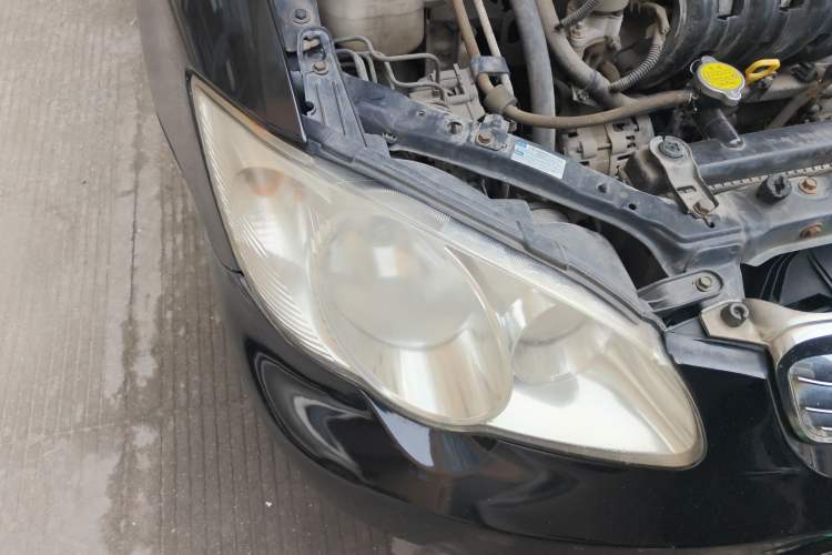 Used BYD F3 2012 Energy-Saving Edition 1.5L Manual Luxury Model Right Front Headlight