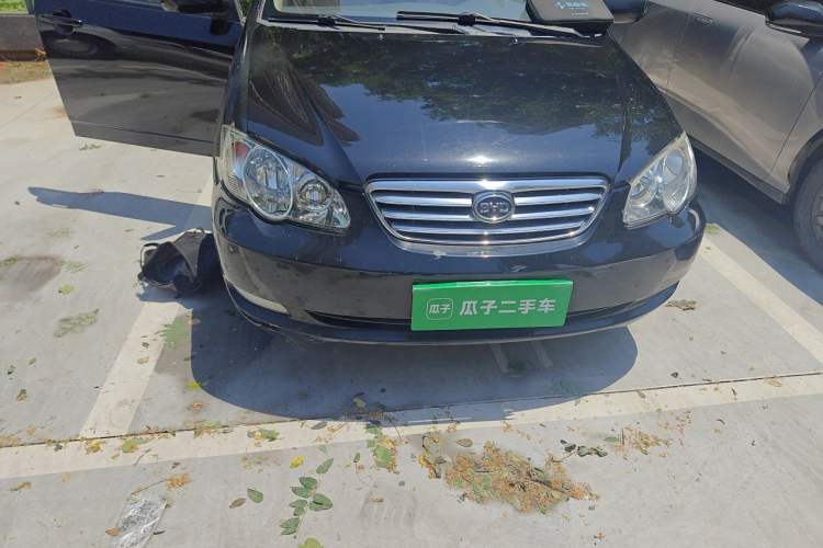 Used BYD F3 2012 Energy-Saving Model 1.5L Manual Comfort Version Right Front Headlight