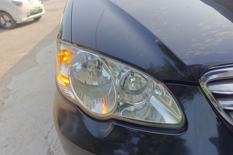 Used BYD F3 2012 Energy-Saving Model 1.5L Manual Comfort Version Right Front Headlight
