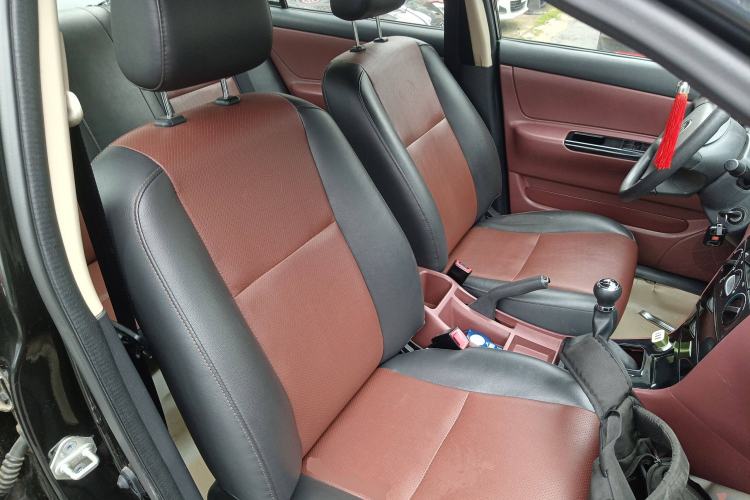 Used BYD F3 2012 Energy-Saving Model 1.5L Manual Comfort Version Right Front Seat