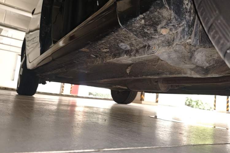 Used BYD F3 2012 Energy-Saving Model 1.5L Manual Comfort Version Right Side Sill