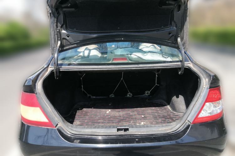 Used BYD F3 2012 Energy-Saving Model 1.5L Manual Comfort Version Trunk