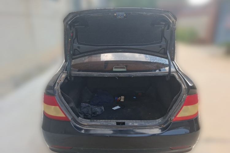 Used BYD F3 2012 Energy-Saving Model 1.5L Manual Comfort Version Trunk