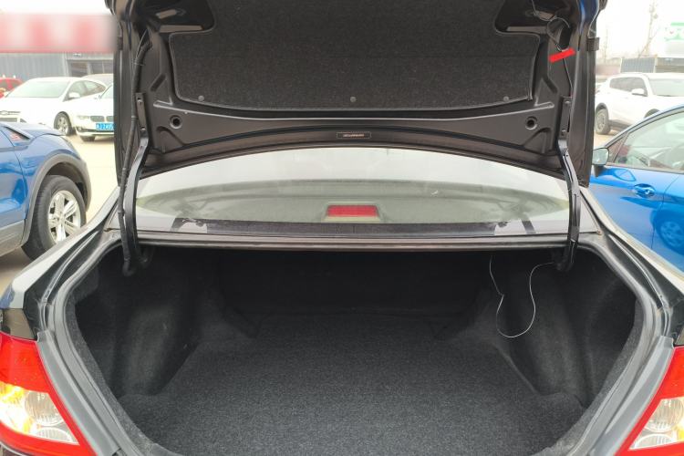 Used BYD F3 2012 Energy-Saving Model 1.5L Manual Comfort Version Trunk