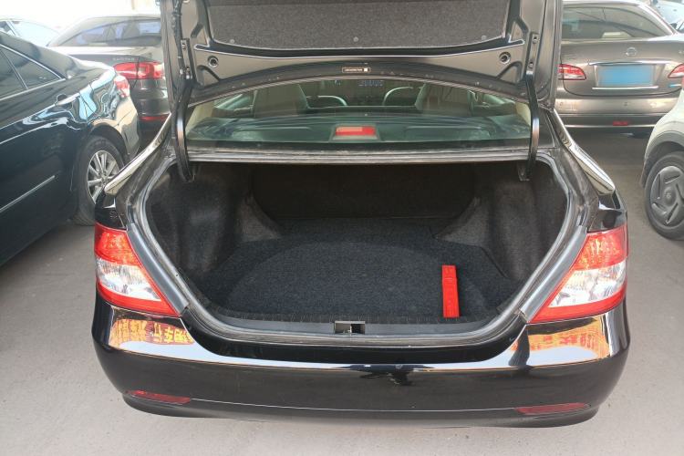 Used BYD F3 2012 Energy-Saving Model 1.5L Manual Comfort Version Trunk
