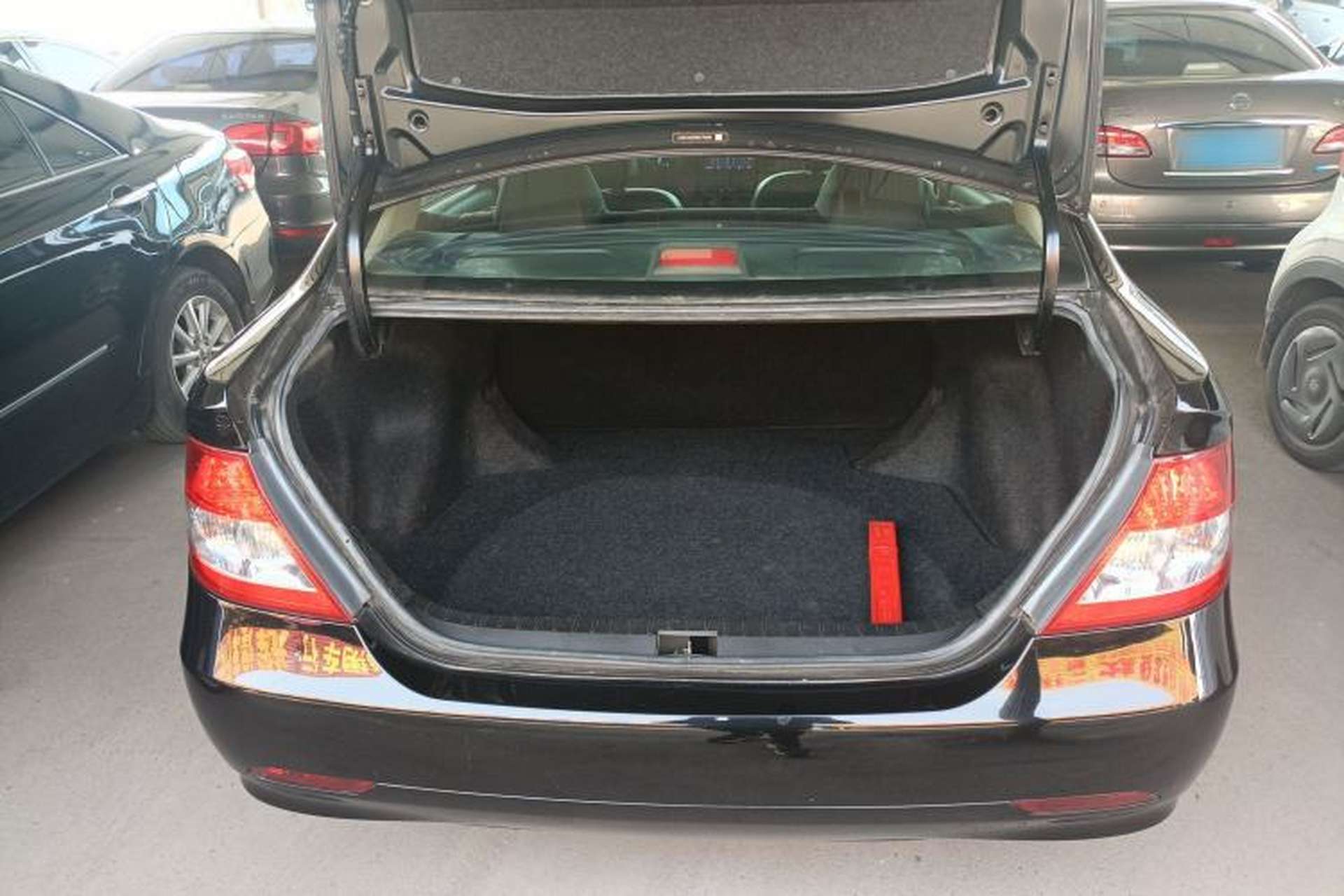 Used BYD F3 2012 Energy-Saving Model 1.5L Manual Comfort Version Trunk