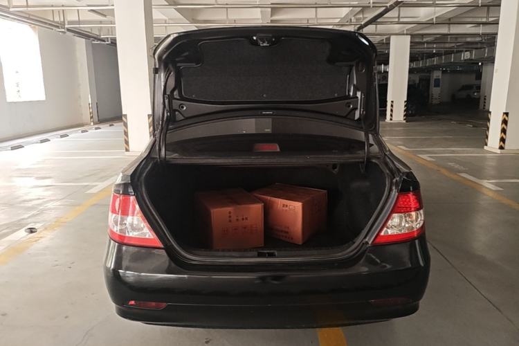 Used BYD F3 2012 Energy-Saving Model 1.5L Manual Comfort Version Trunk