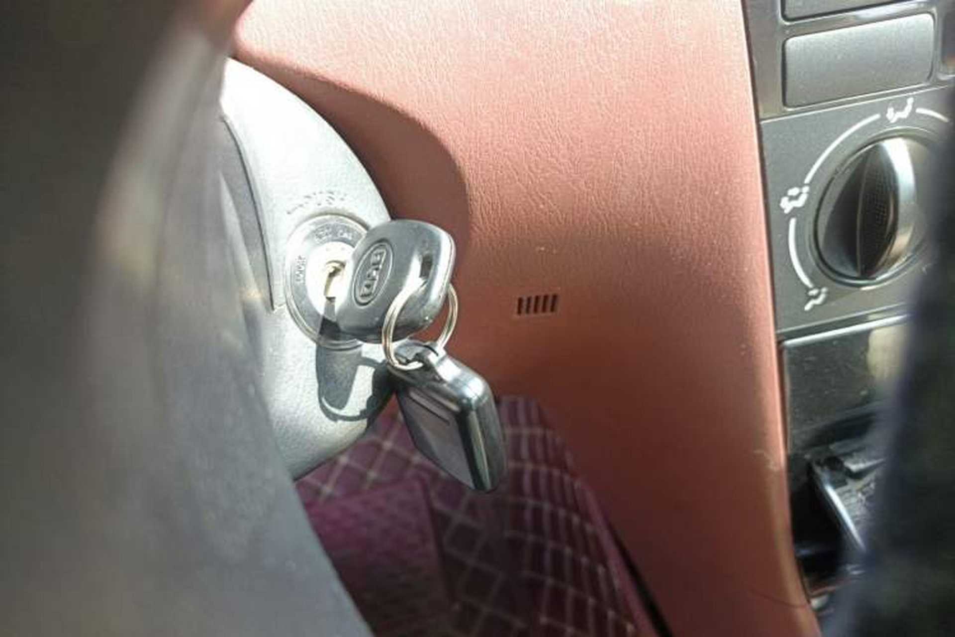 Used BYD F3 2012 Energy-Saving Model 1.5L Manual Comfort Version Vehicle Key