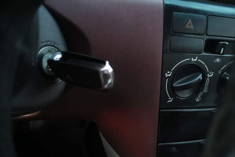 Used BYD F3 2012 Energy-Saving Model 1.5L Manual Comfort Version Vehicle Key