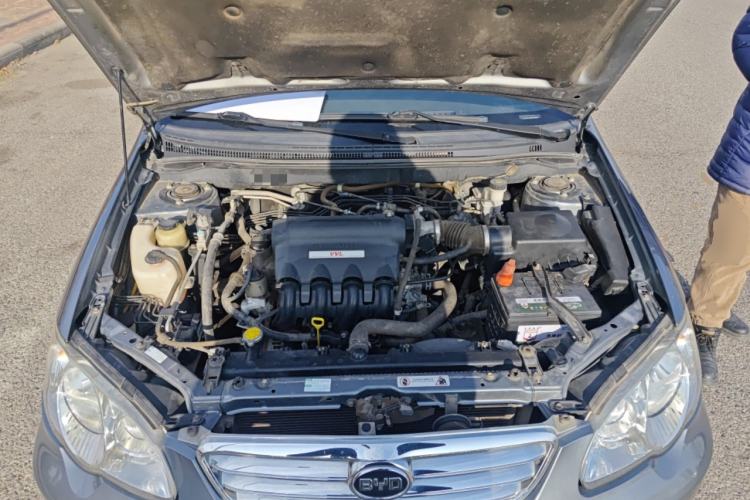 Used BYD F3 2012 Energy-Saving Model 1.5L Manual Comfort Version Engine Bay