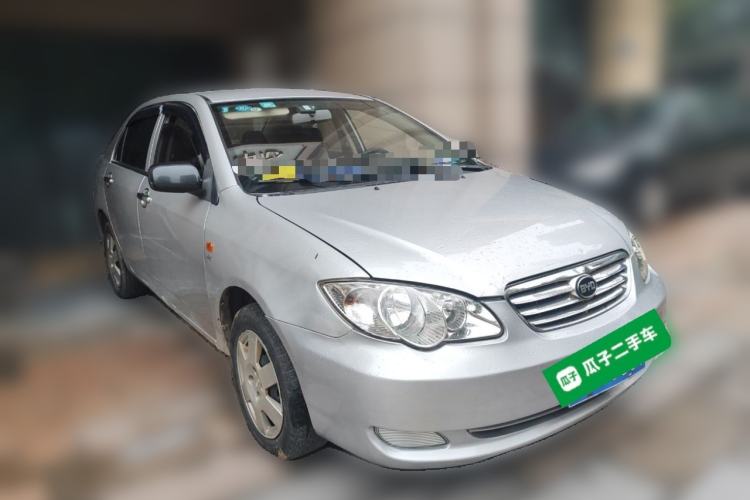 Used BYD F3 2012 Energy-Saving Model 1.5L Manual Comfort Version Front Right 45 Deg