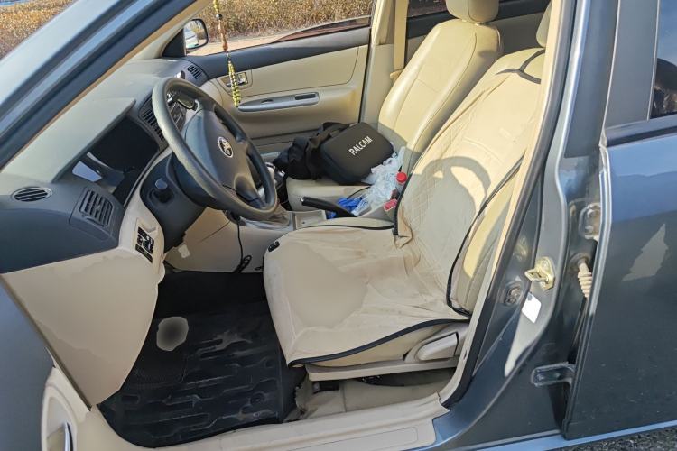 Used BYD F3 2012 Energy-Saving Model 1.5L Manual Comfort Version Left Front Seat