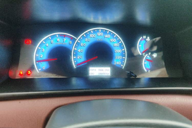 Used BYD F3 2012 Energy-Saving Model 1.5L Manual Comfort Version Odometer Close Up