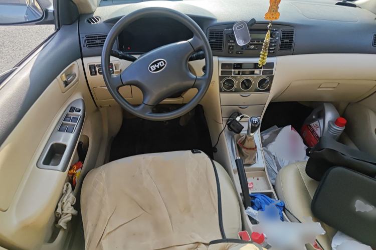 Used BYD F3 2012 Energy-Saving Model 1.5L Manual Comfort Version Steering Wheel