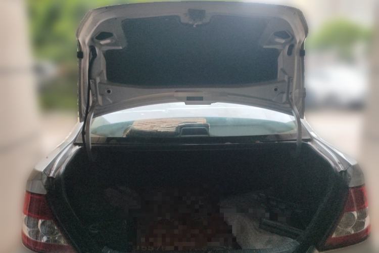Used BYD F3 2012 Energy-Saving Model 1.5L Manual Comfort Version Trunk