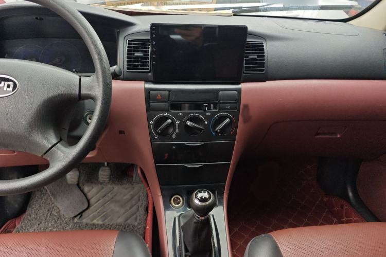 Used BYD F3 2012 Energy-Saving Model 1.5L Manual Comfort Version Audio And AC Panel