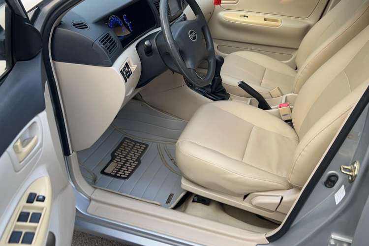 Used BYD F3 2012 Energy-Saving Model 1.5L Manual Comfort Version Driver Seat