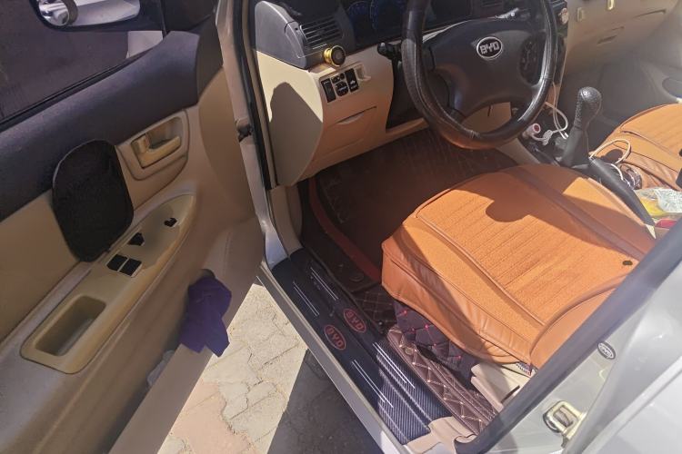 Used BYD F3 2012 Energy-Saving Model 1.5L Manual Comfort Version Driver Seat