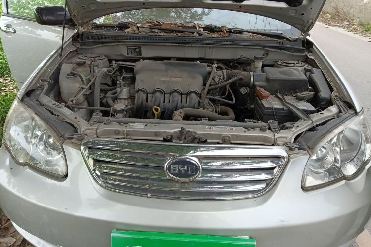 Used BYD F3 2012 Energy-Saving Edition 1.5L Manual Standard Model Engine Bay