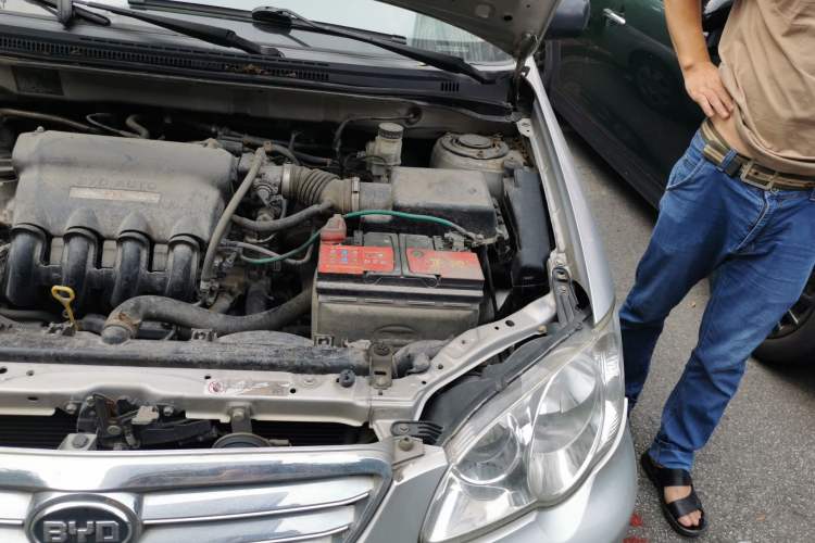 Used BYD F3 2012 Energy-Saving Model 1.5L Manual Comfort Version Engine Bay Left
