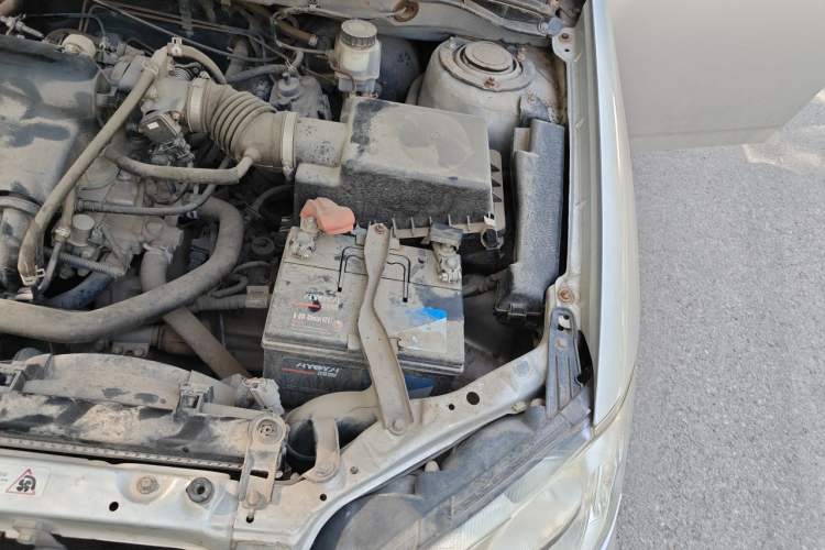 Used BYD F3 2012 Energy-Saving Edition 1.5L Manual Standard Model Engine Bay Left