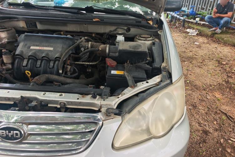 Used BYD F3 2012 Energy-Saving Edition 1.5L Manual Standard Model Engine Bay Left