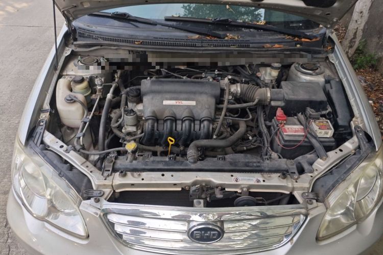 Used BYD F3 2012 Energy-Saving Model 1.5L Manual Comfort Version Engine Bay