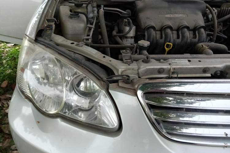 Used BYD F3 2012 Energy-Saving Edition 1.5L Manual Standard Model Engine Bay Right