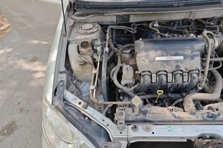 Used BYD F3 2012 Energy-Saving Edition 1.5L Manual Standard Model Engine Bay Right