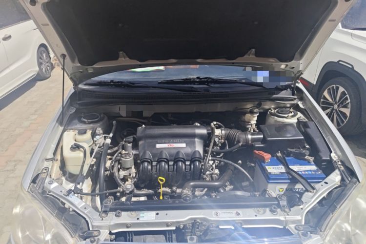 Used BYD F3 2012 Energy-Saving Model 1.5L Manual Comfort Version Engine Bay