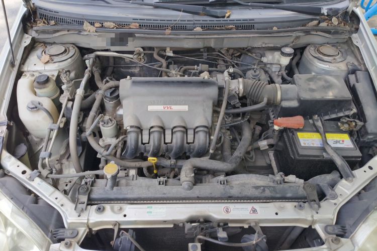 Used BYD F3 2012 Energy-Saving Model 1.5L Manual Comfort Version Engine Bay