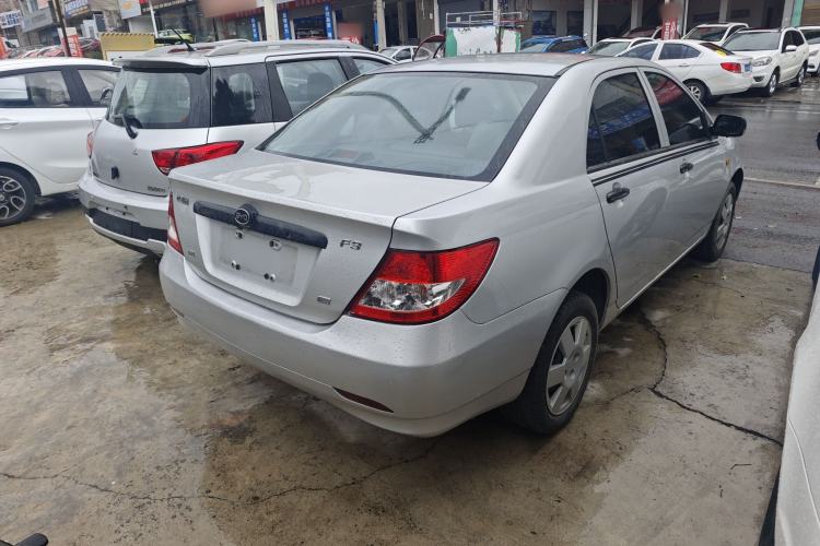Used BYD F3 2012 Energy-Saving Model 1.5L Manual Comfort Version Exterior 4