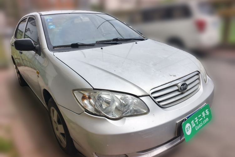 Used BYD F3 2012 Energy-Saving Model 1.5L Manual Comfort Version Front Right 45 Deg