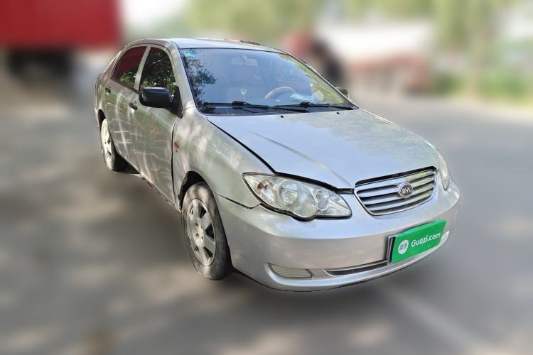 Used BYD F3 2012 Energy-Saving Edition 1.5L Manual Standard Model Front Right 45 Deg